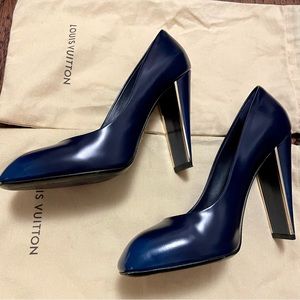Louis Vuitton  Blue Leather Pumps
